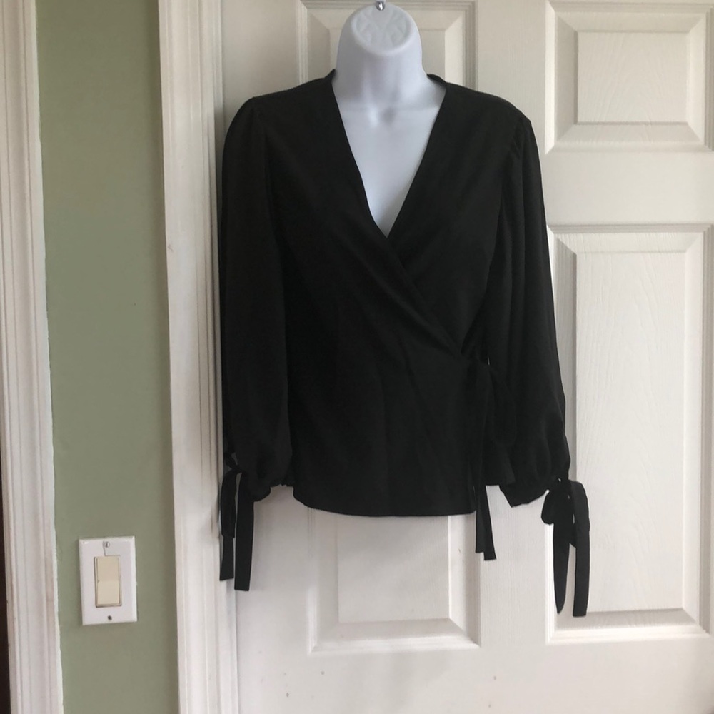 Sexy fun black wrap tie top Sz M brand new
